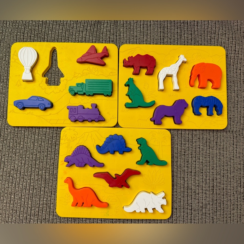 Vintage Discovery Toys place and trace set. Missing one piece.